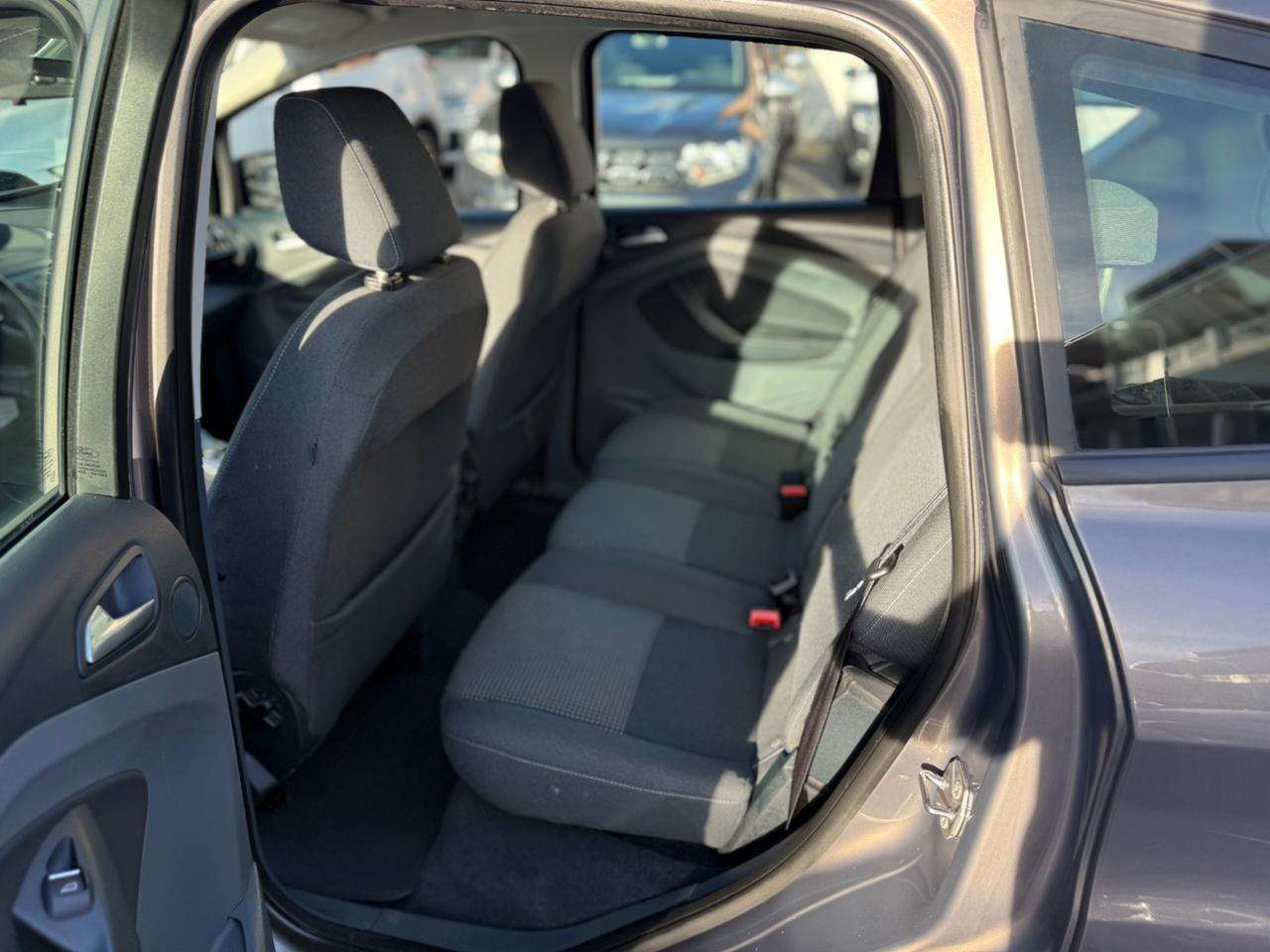 Ford C-Max 1.6 TDCi 95CV Titanium