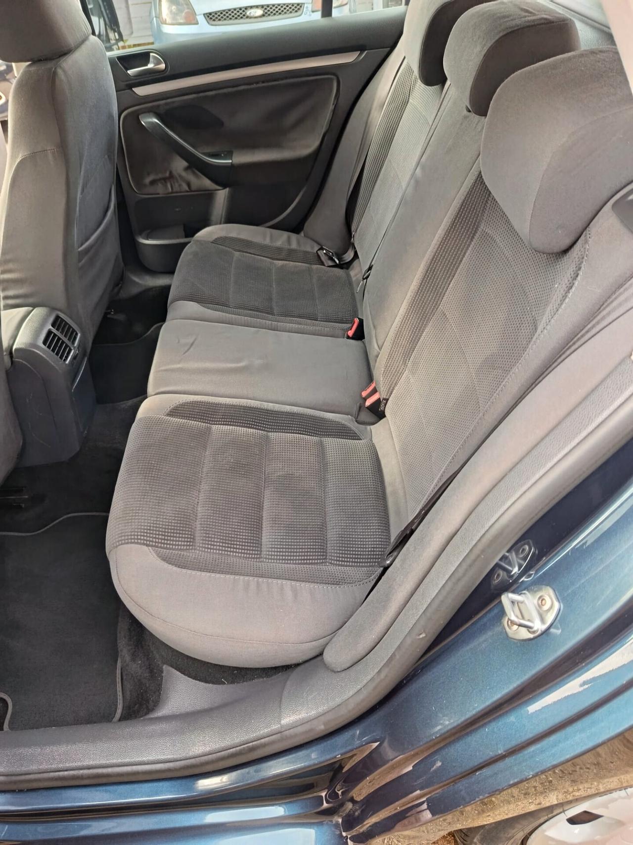 Volkswagen Golf Variant 2.0 TDI DPF 5p. tagliandi certificati