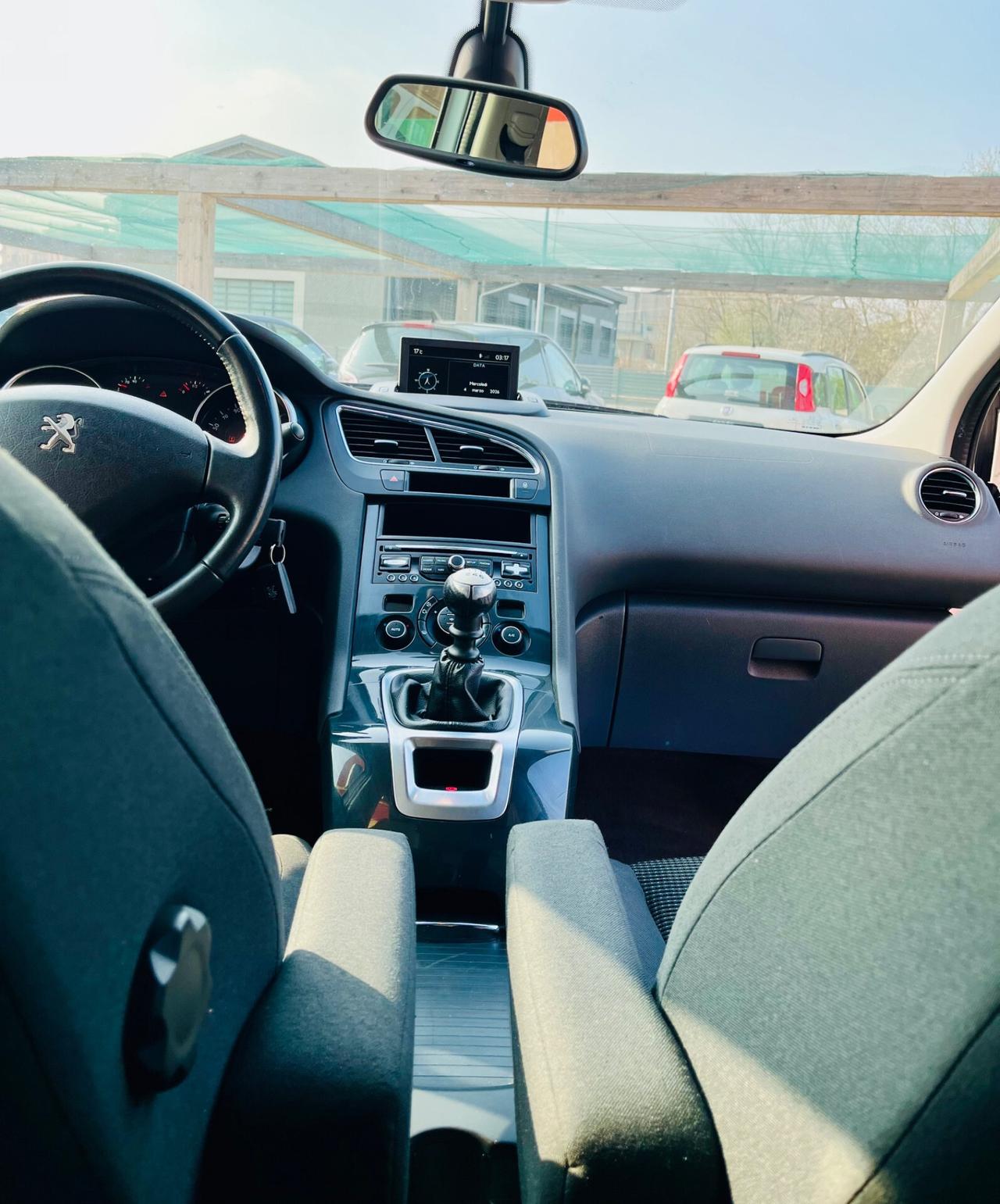 Peugeot 5008 BlueHDi 120 S&S Allure