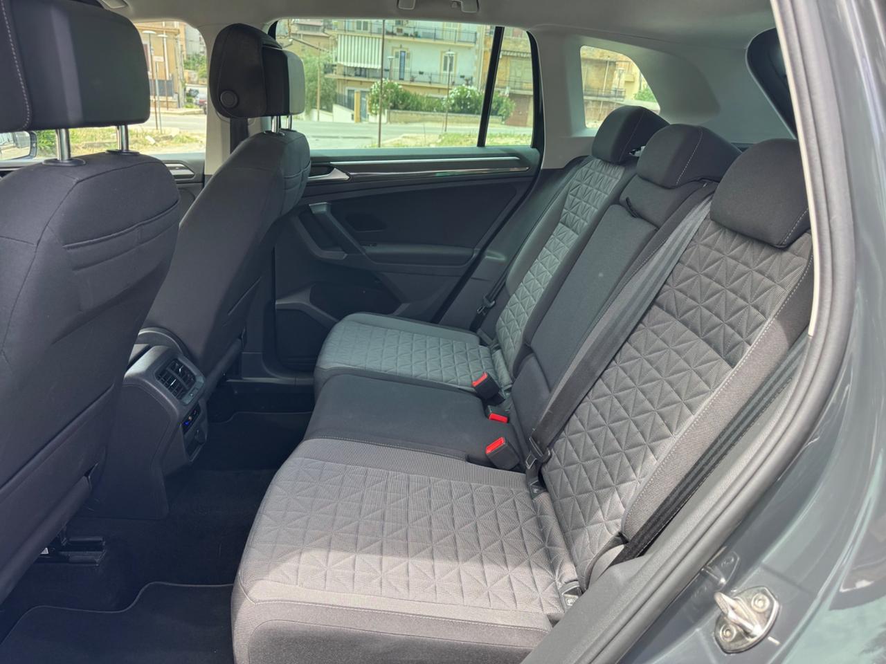 VOLKSWAGEN TIGUAN 2.0 TDI LIFE MANUALE FULL IVA