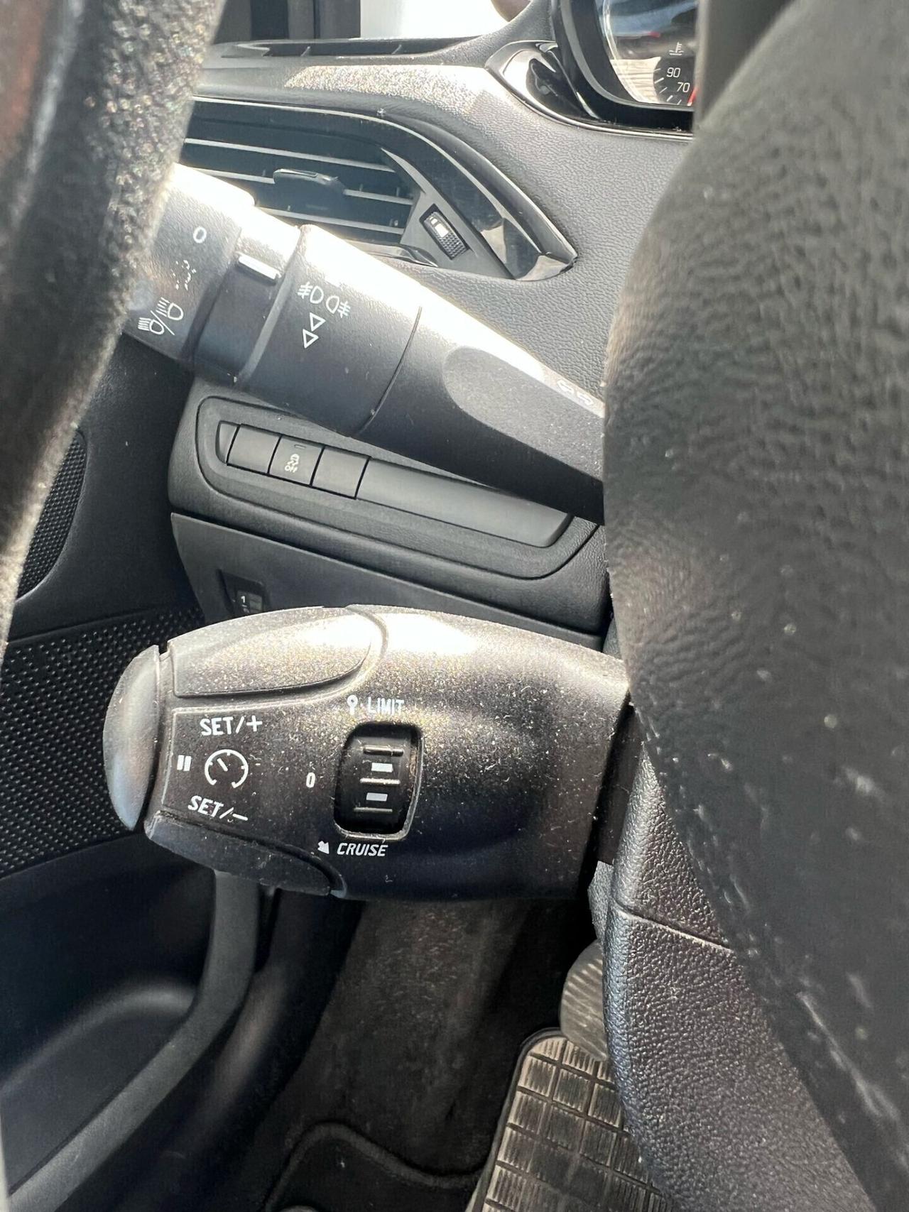 Peugeot 208 1.4 VTi 95 CV 5p. GPL Active