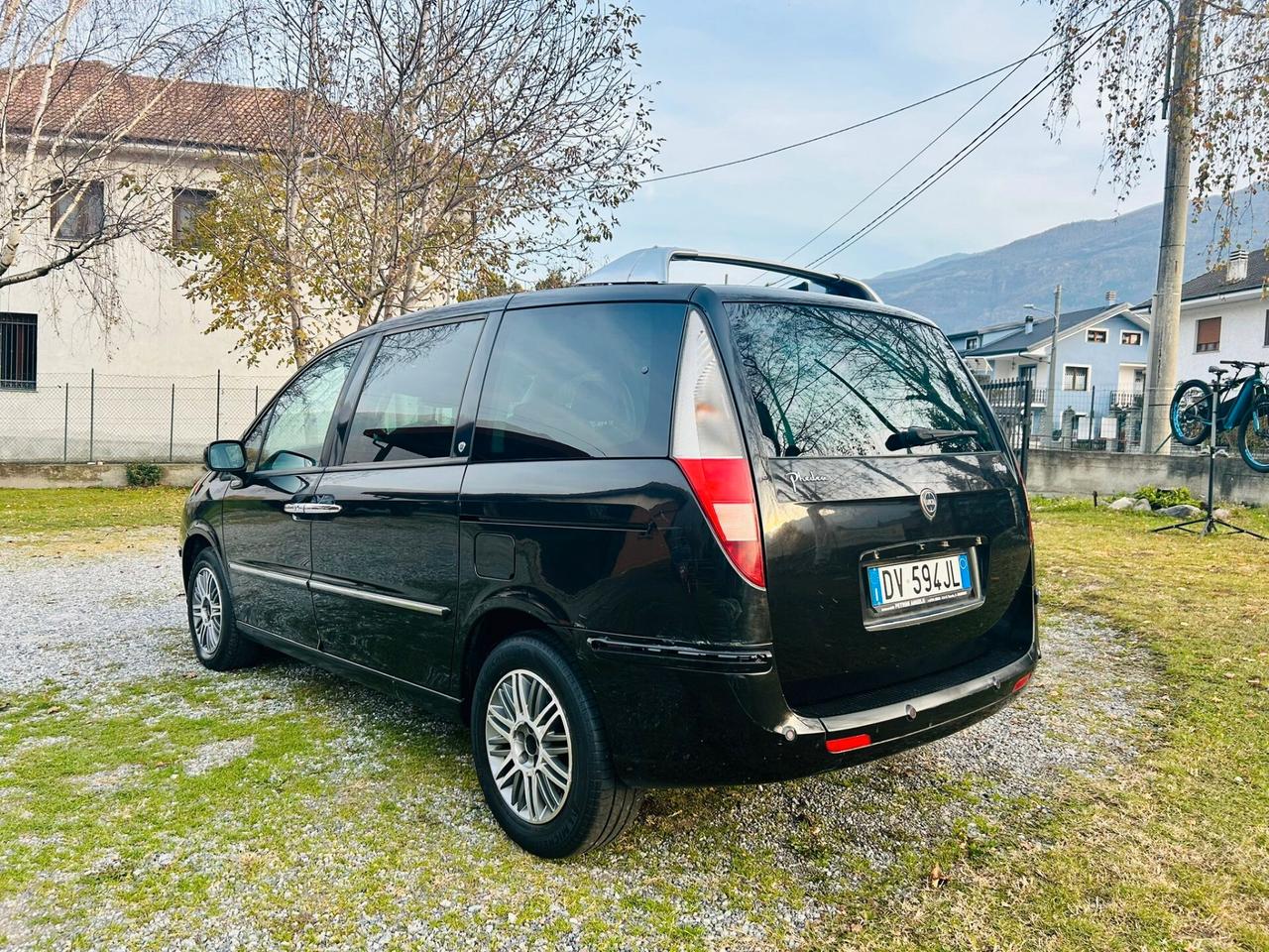 Lancia Phedra 2.2 MJT Platino