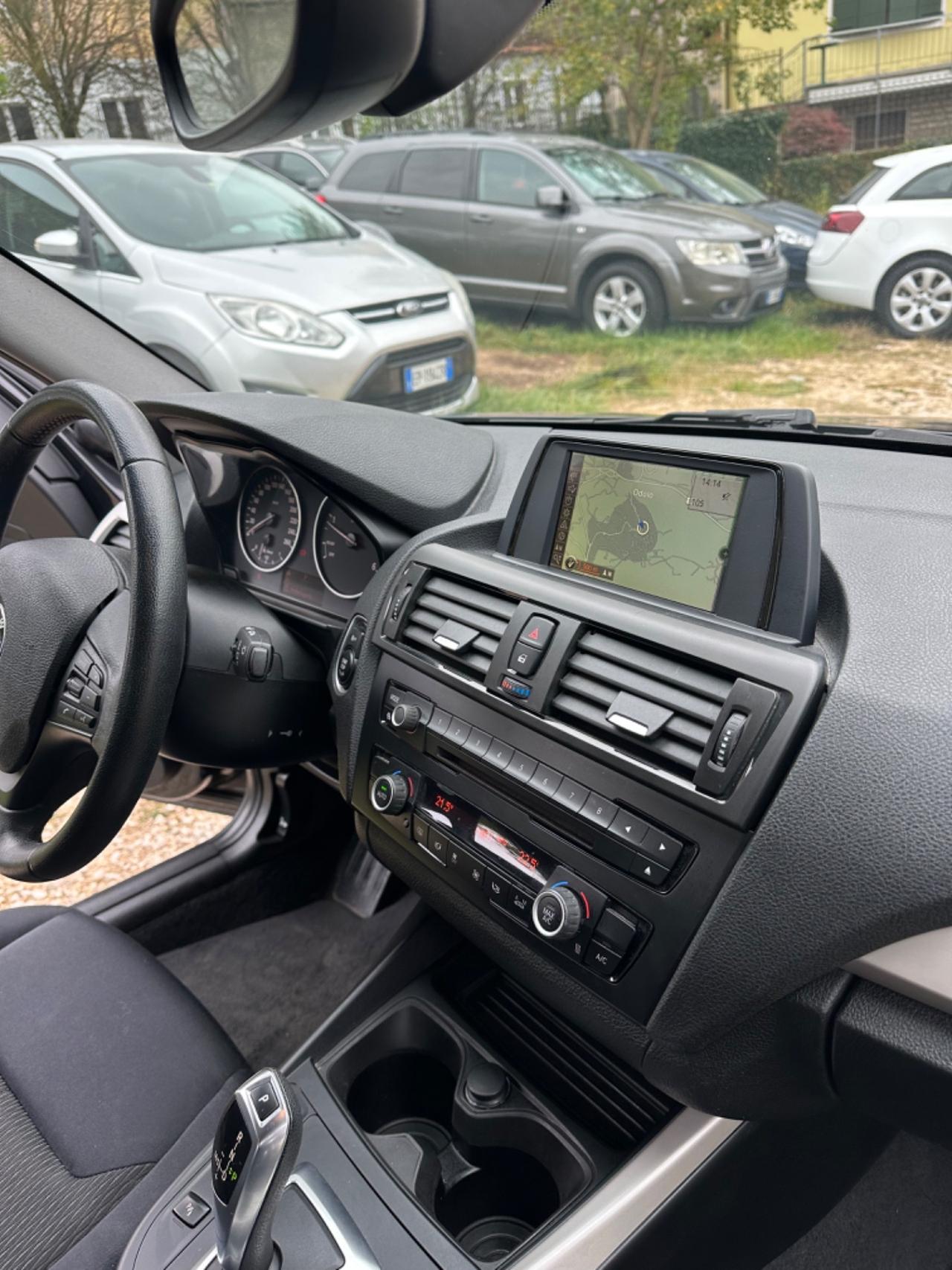 Bmw 116d 5P URBAN KMCERT AUTOMAT KMCERT GARANZKA