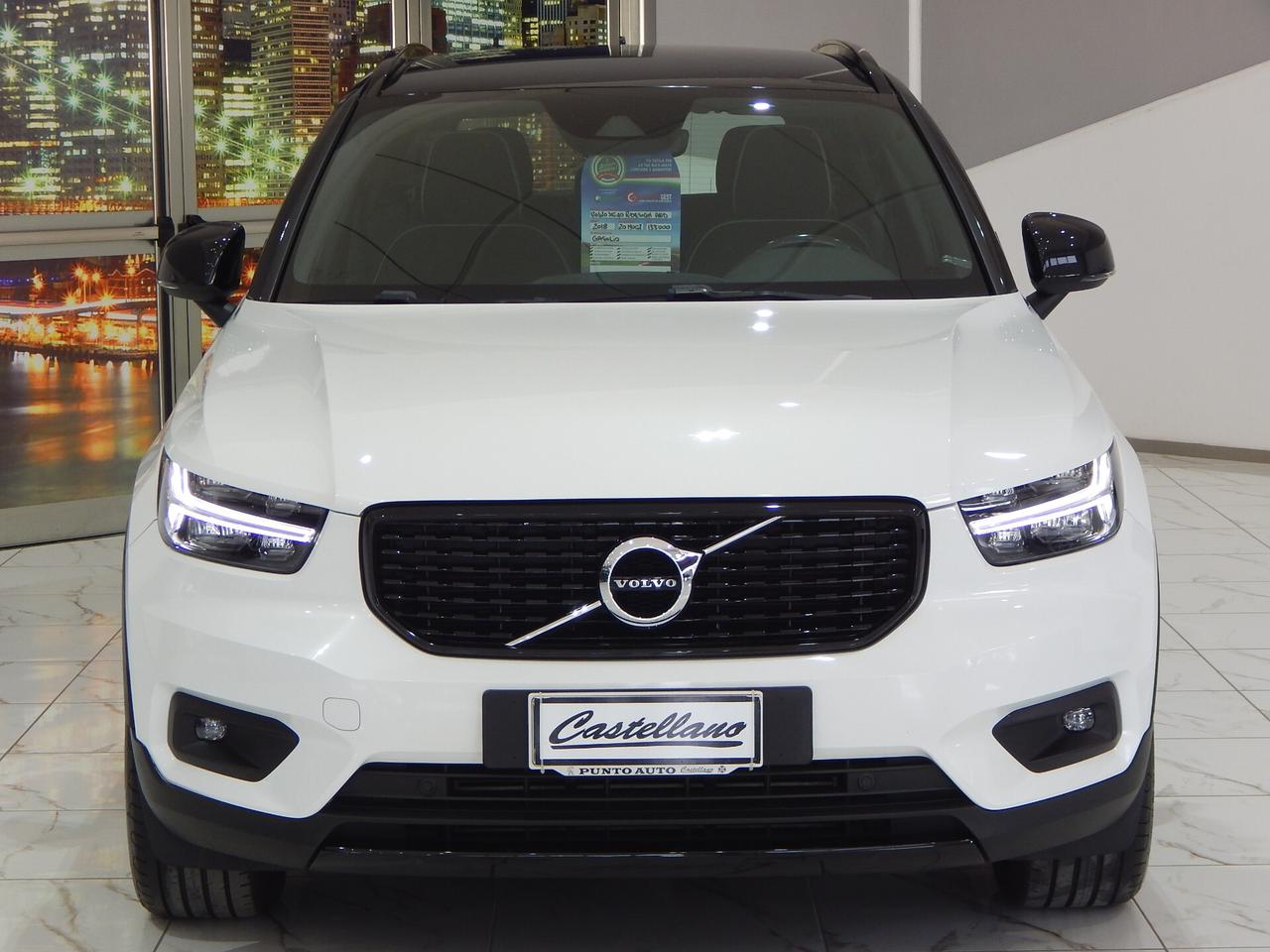 Volvo XC40 2.0 D4 R-Design AWD Geartronic NAVI-PELLE-PARK-LED