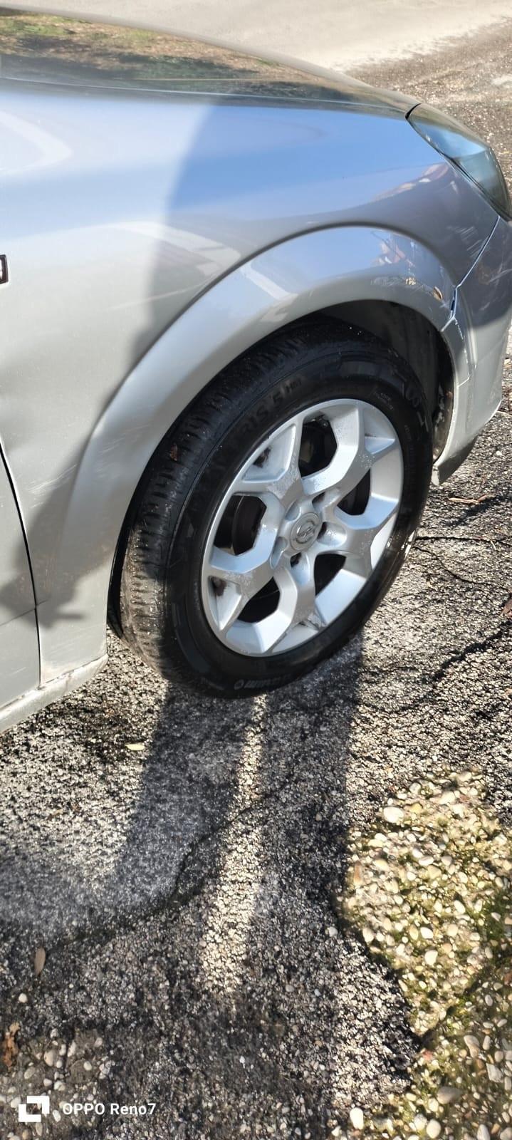 Opel Astra 1.9 CDTI 120CV 5 porte Cosmo