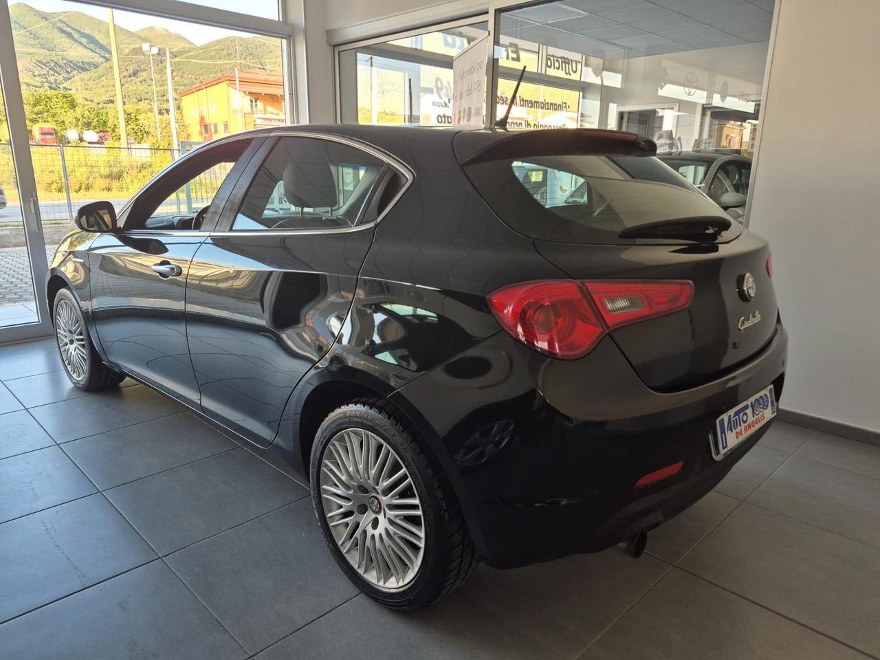 Alfa Romeo Giulietta 1.6 MULTIJET *** EXCLUSIVE *** FULL OPTIONALS