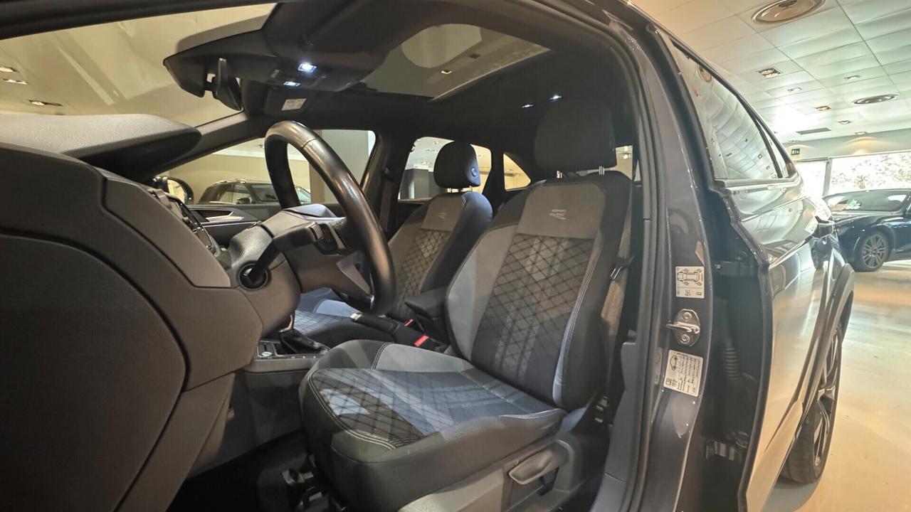 VOLKSWAGEN TAIGO 1.5 TSI 150CV R-LINE - 2023