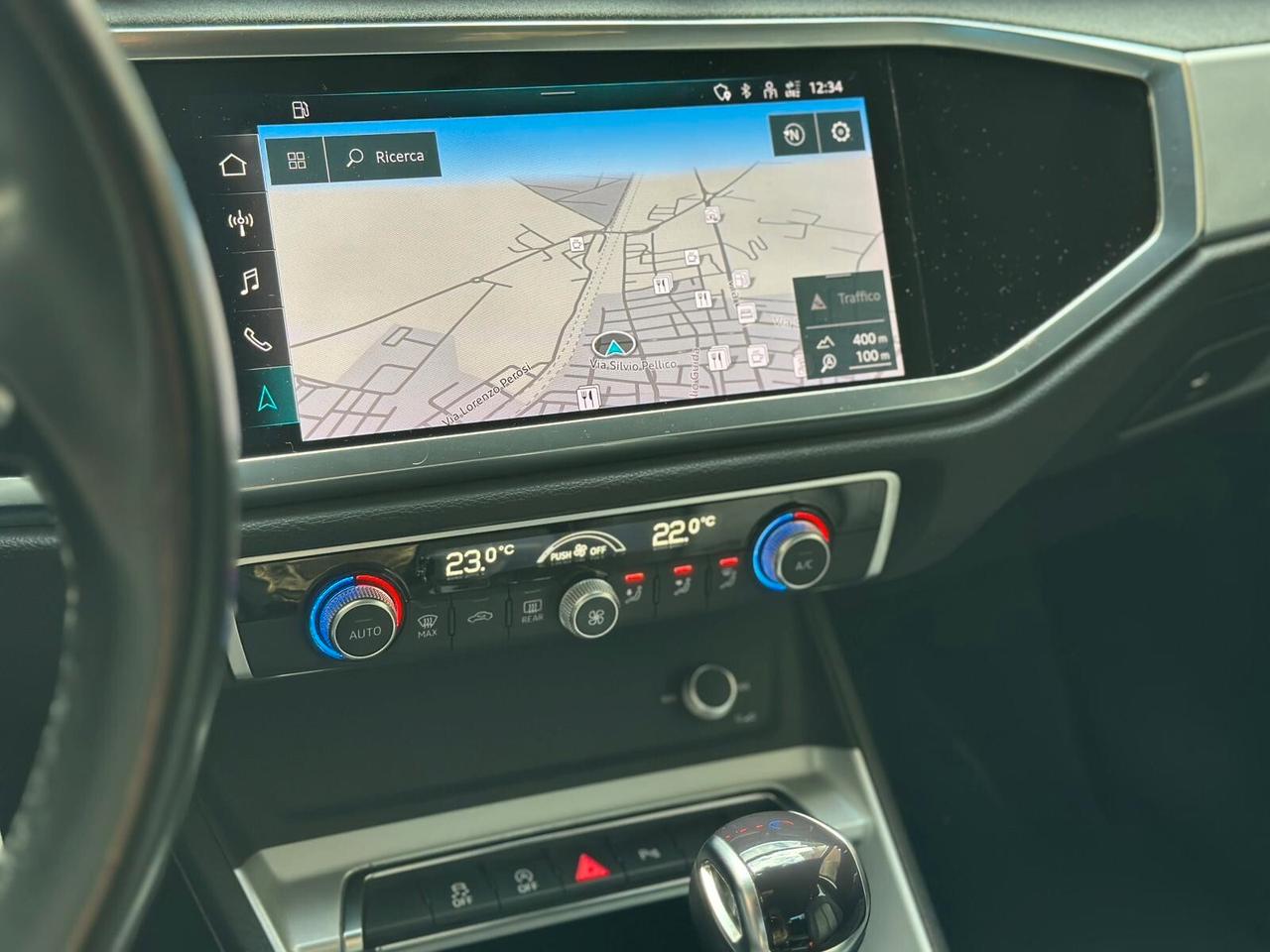 Audi Q3 2.0 TDI S tronic Advanced *FULL*