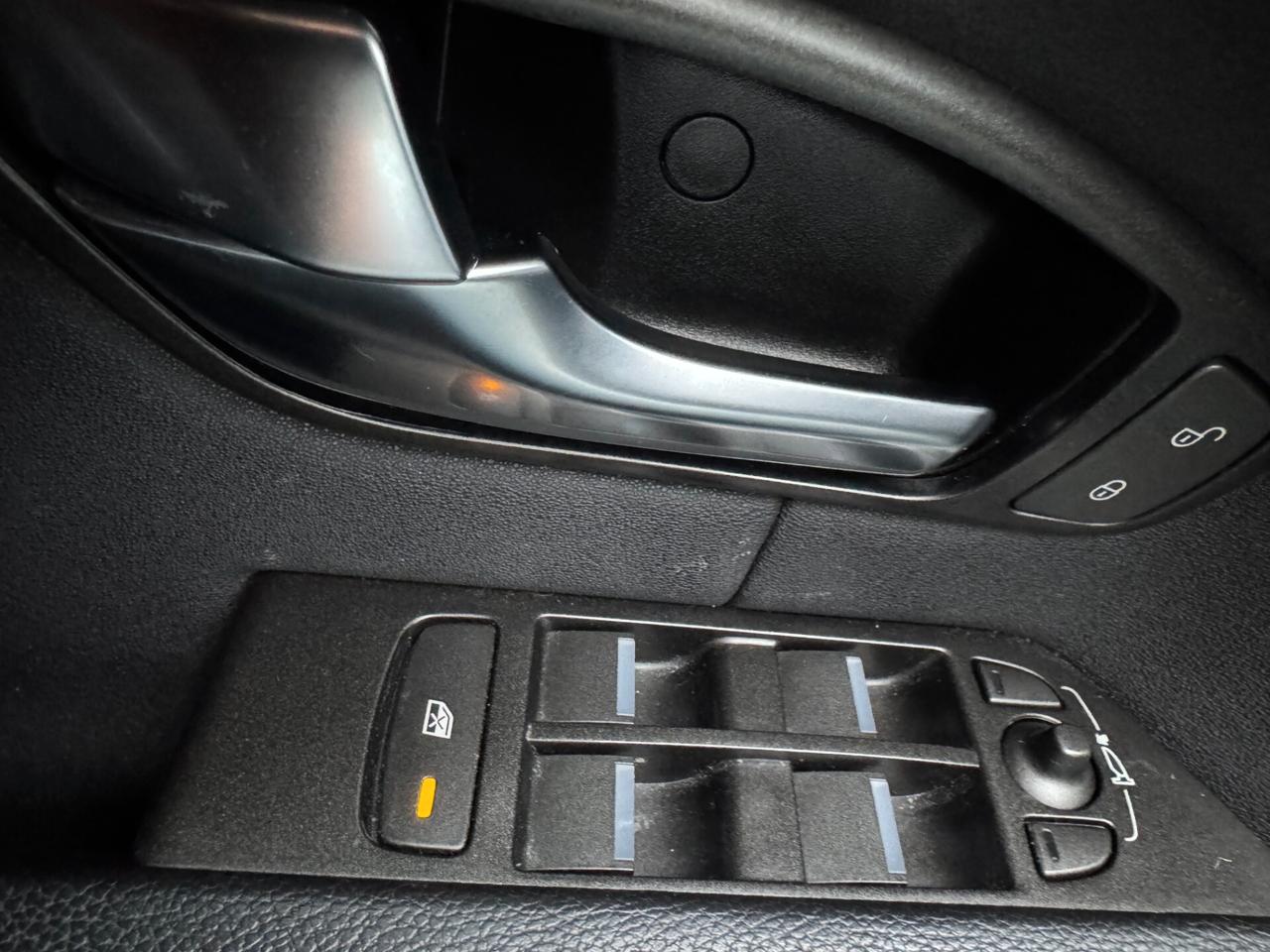 Land Rover Range Evoque N1 Autocarro Iva Esposta
