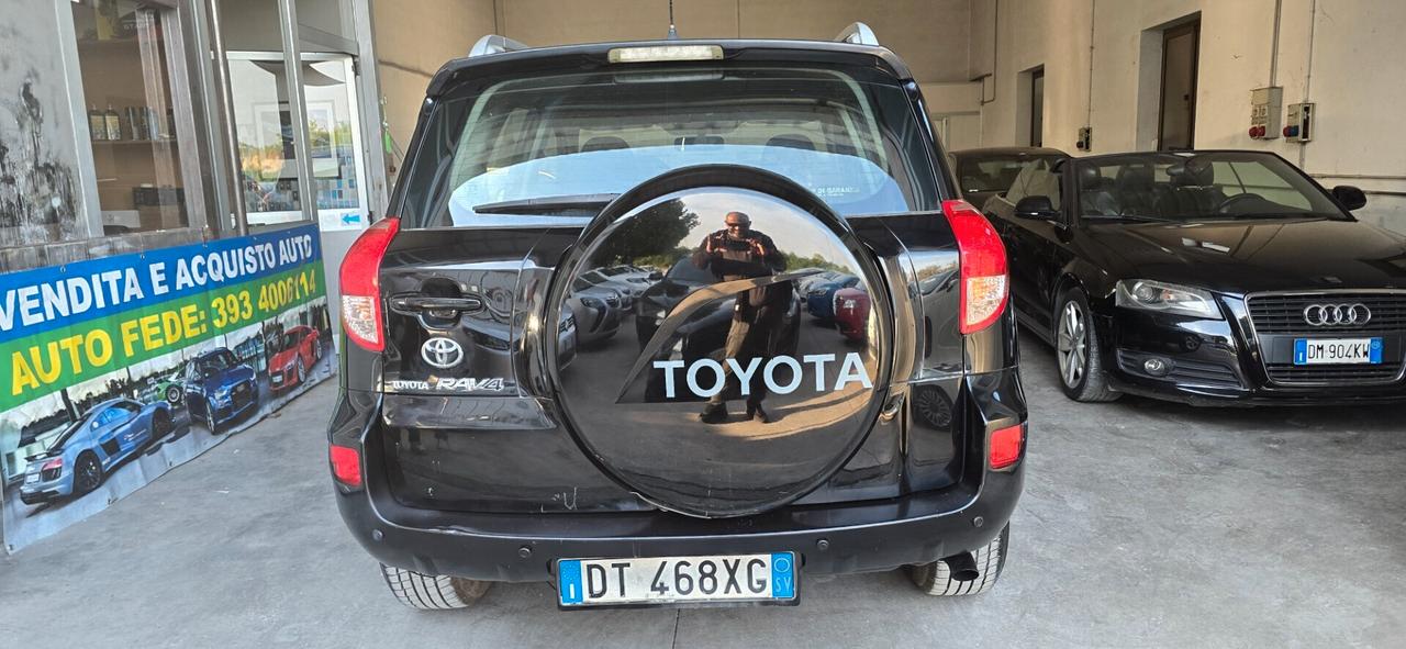 Toyota RAV 4 RAV4 Crossover 2.2 D-4D 150 CV DPF Luxury