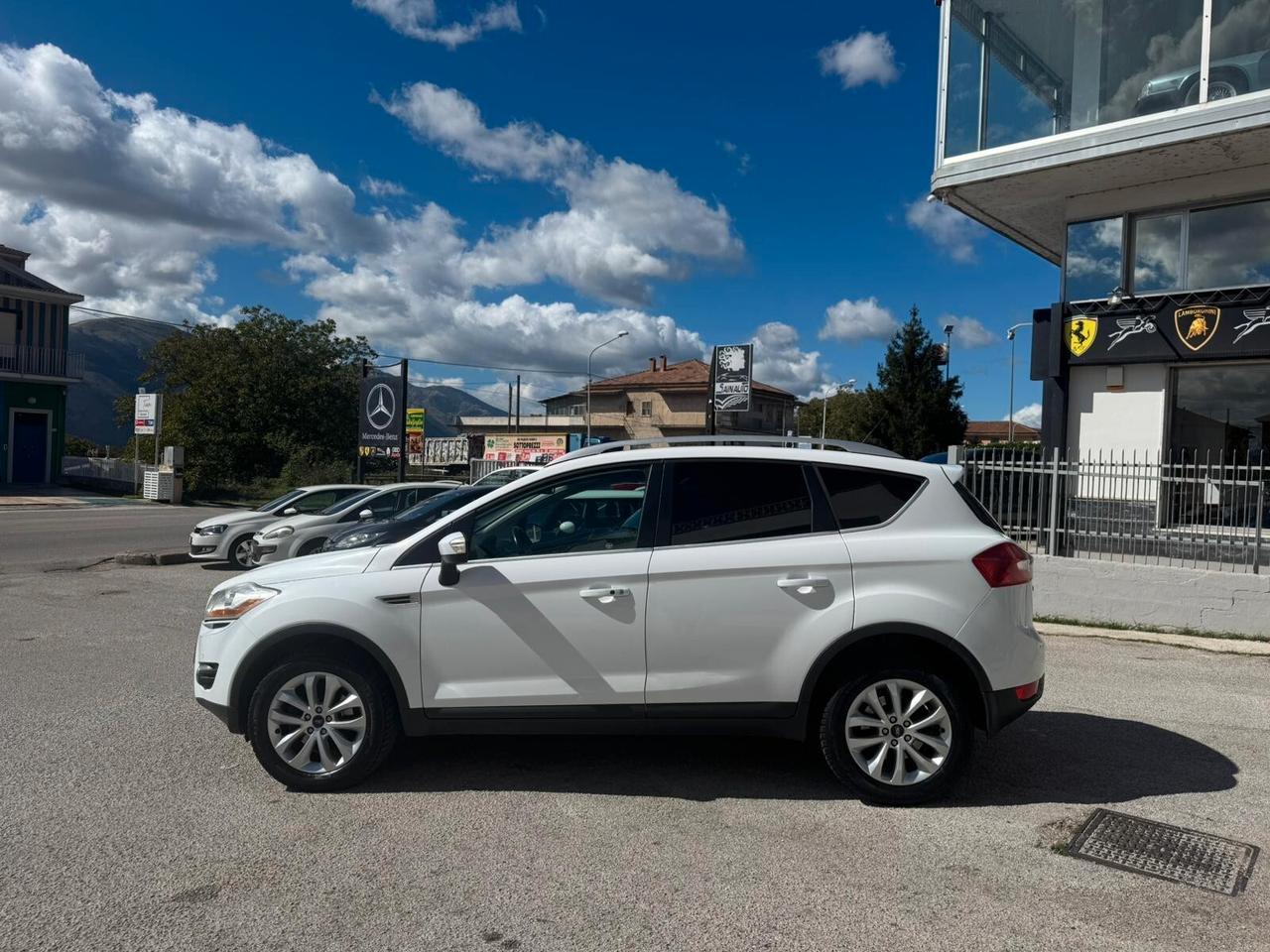 Ford Kuga 2.0 TDCI 140 CV 4WD Titanium