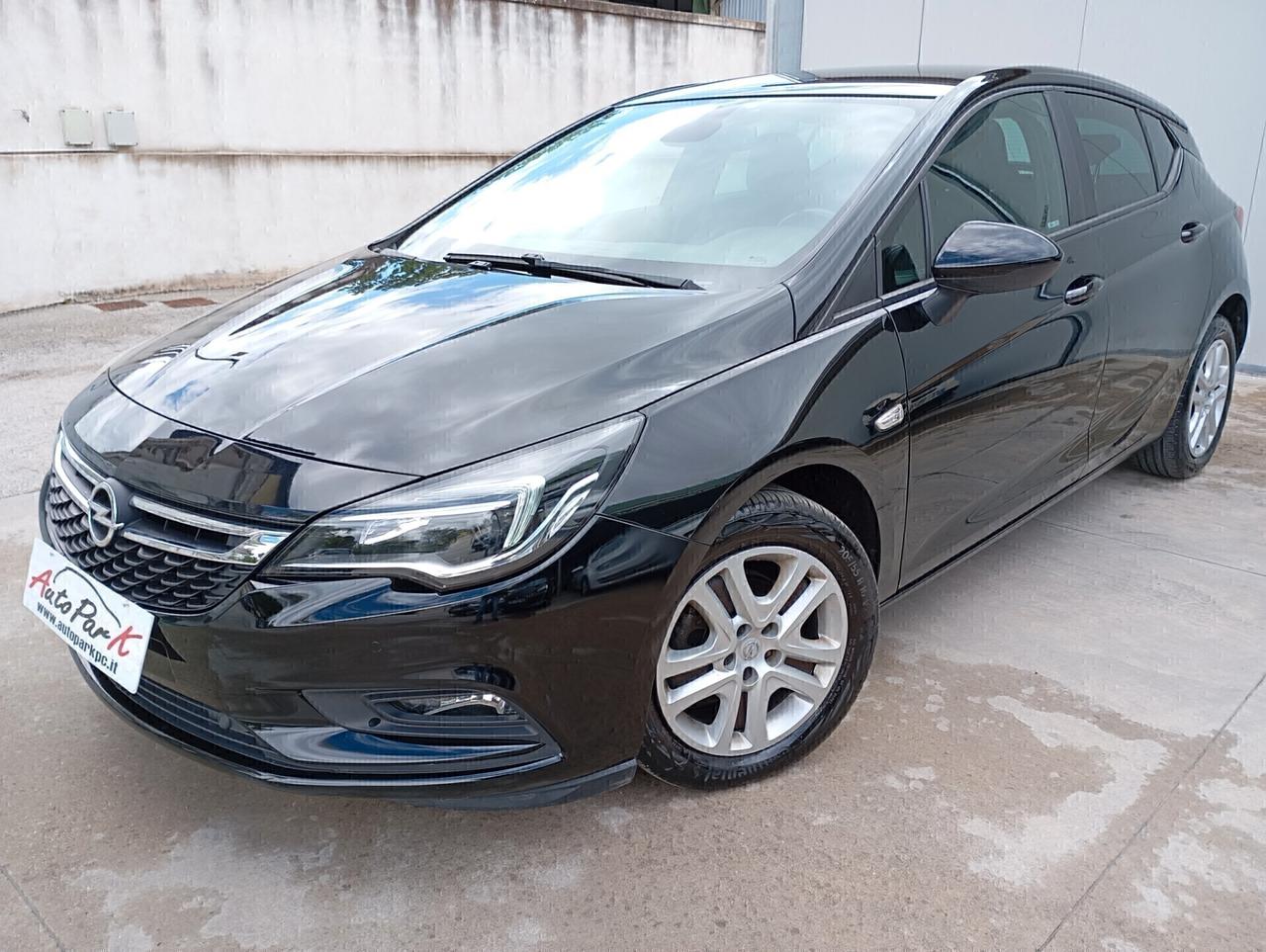 Opel Astra 5P 1.6 CDTi 110CV Business