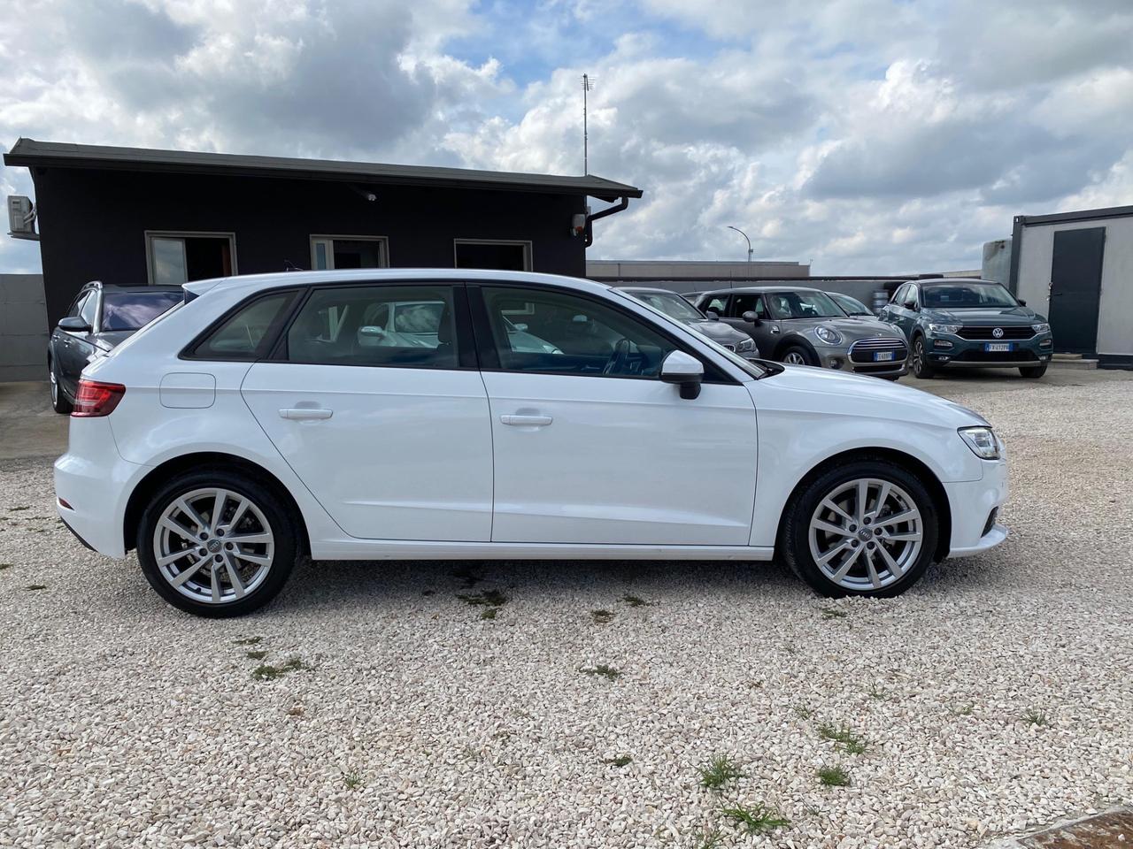 Audi A3 SPB 30 TDI S tronic Business IVA ESPOSTA