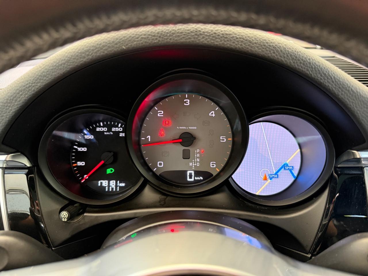 Porsche Macan 3.0 S Diesel FULL OPTIONAL
