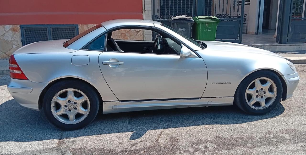 Mercedes-Benz SLK 200 cat Kompressor Evo