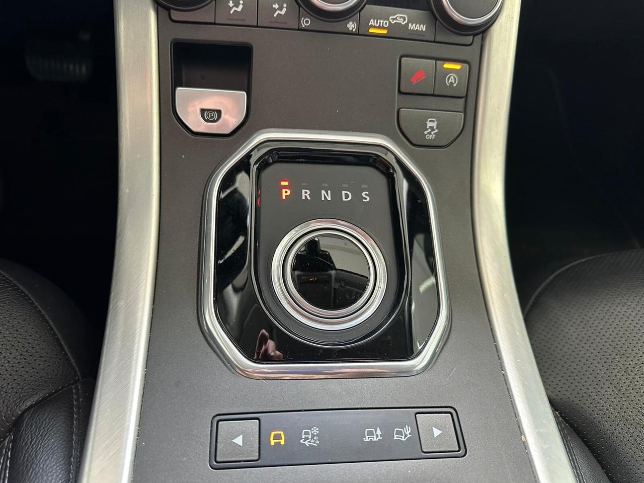 Land Rover Range Evoque 2.0 TD4 180 CV 5p. SE Dynamic