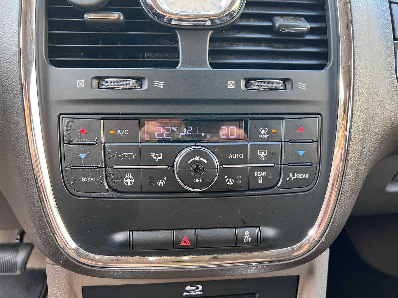 Lancia Voyager 2.8 D Platinum #9528