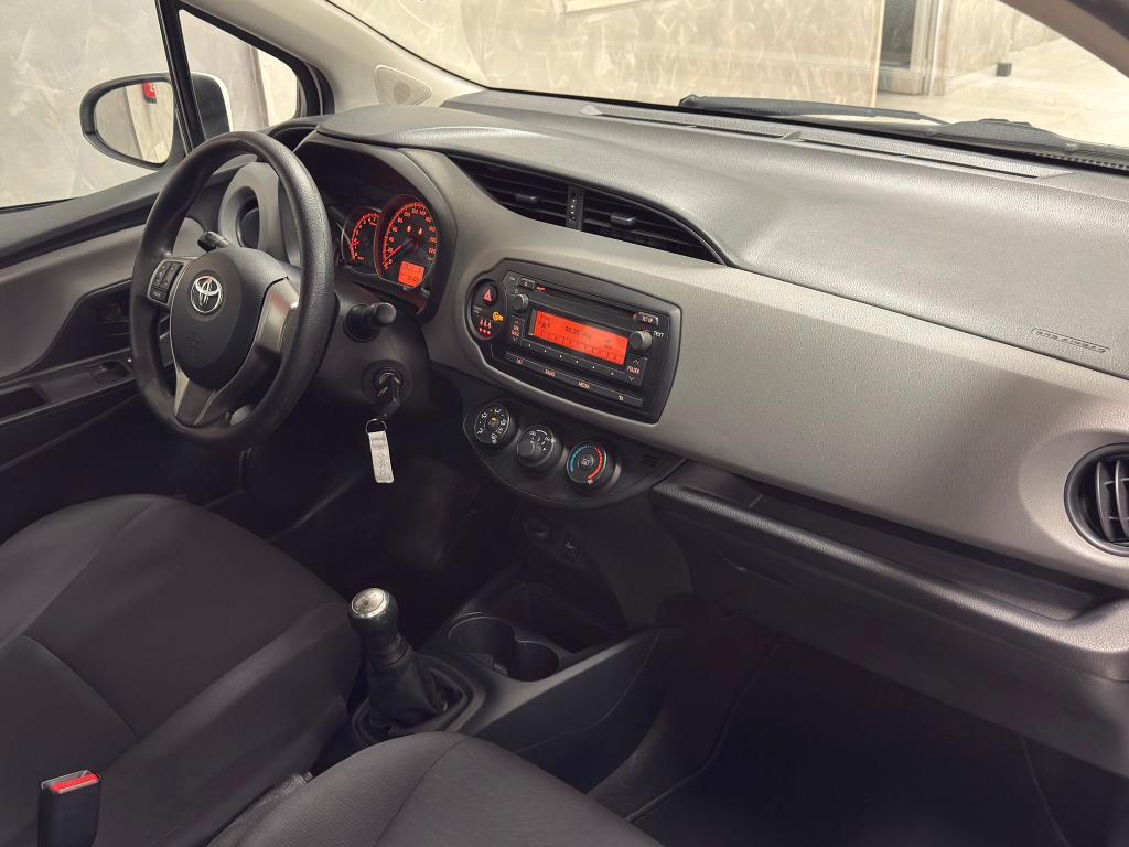 Toyota Yaris 5 Porte Yaris 5p 1.0 Trend White Edition