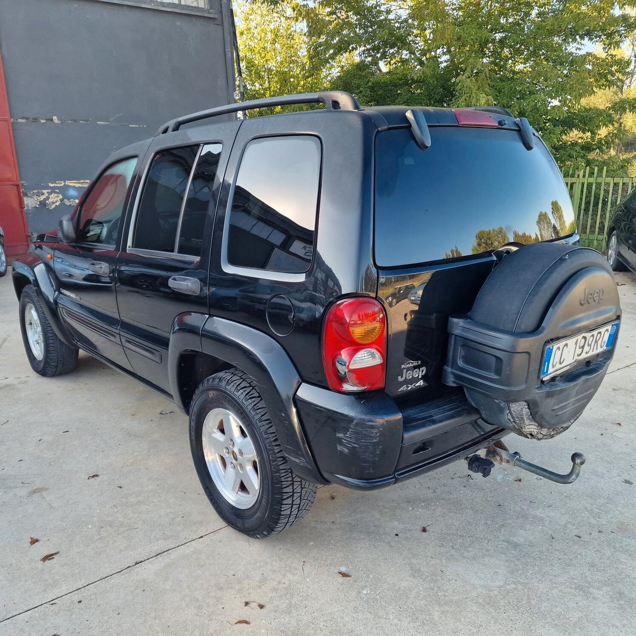 Jeep Cherokee 2.5 CRD Sport GANCIO DI TRAINO CAMBIO MANUALE