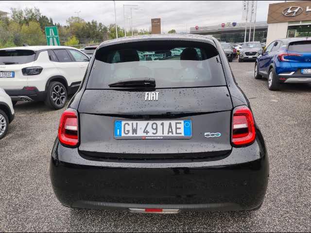 FIAT 500e 42 kWh La Prima