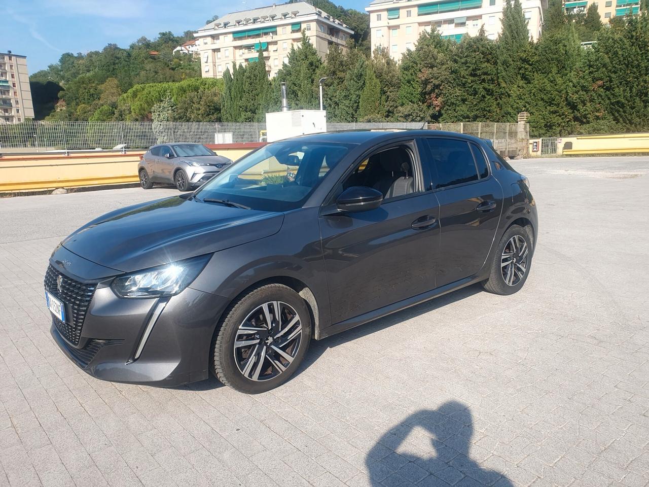 Peugeot 208 PureTech 100 Stop&Start 5 porte Allure