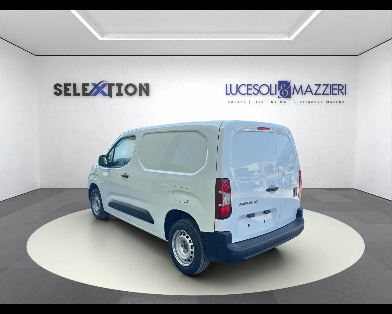 FIAT Doblò Serie 2 Van Ch1 1.5 Bluehdi 100cv Mt6
