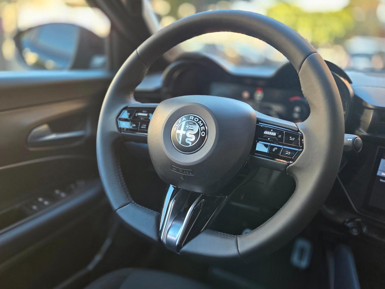 Alfa Romeo Junior 145cv Hybrid eDCT6 TECHNO PACK KM0