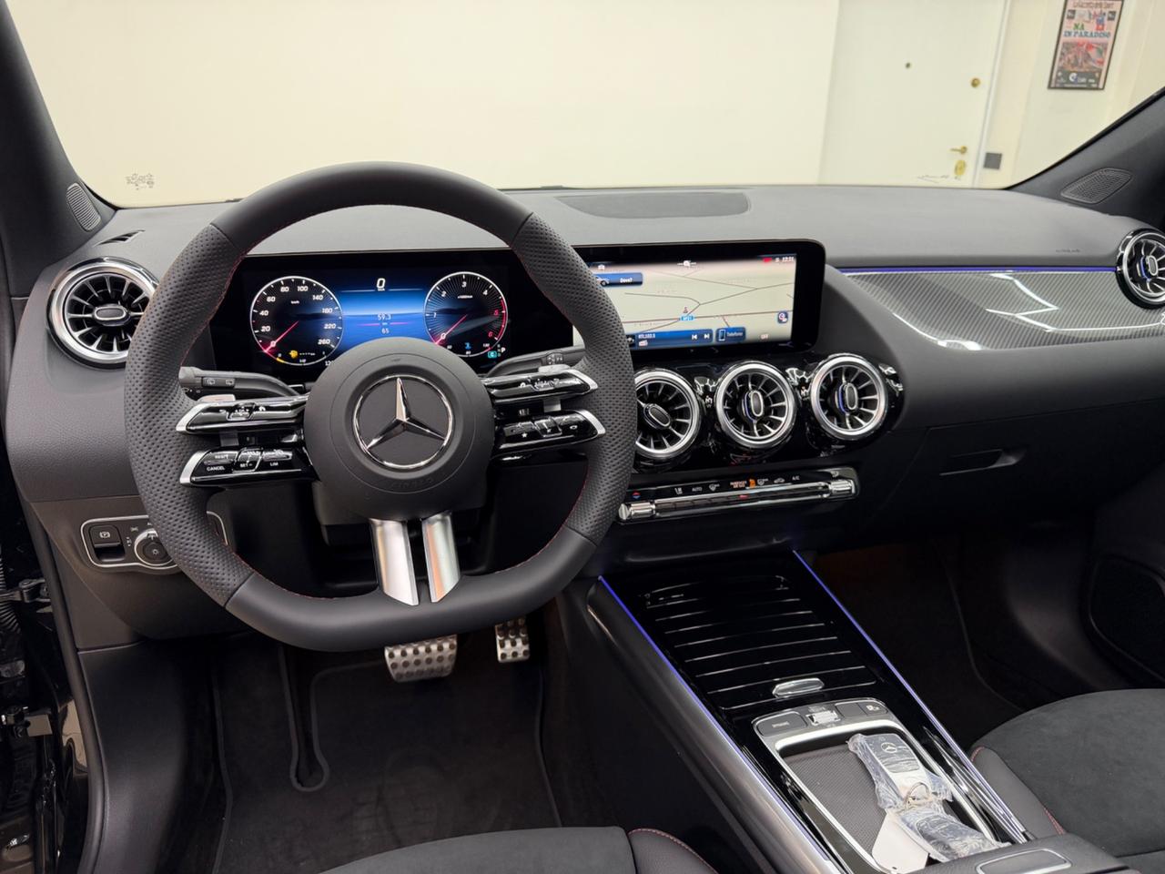 Mercedes GLA 200d AMG Premium KM0 ITALIANA UFFICIALE