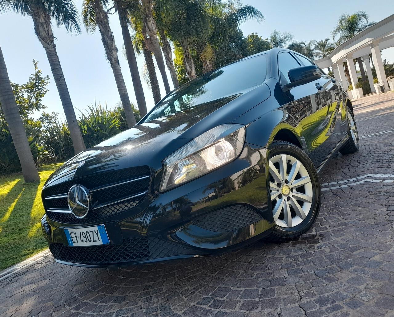 Mercedes-Benz A 180d Sport 1.5 dCi 110cv Automatic
