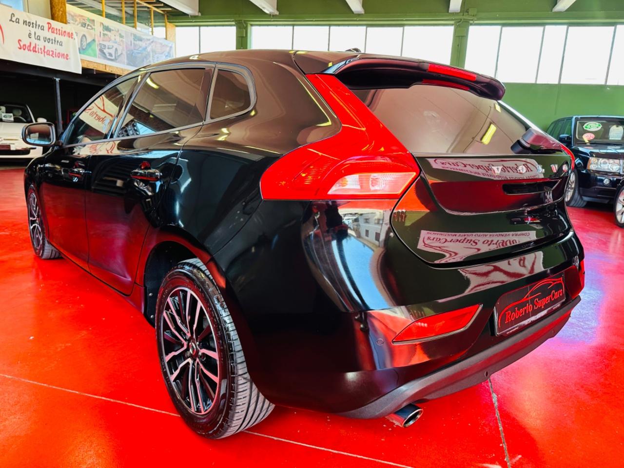 Volvo V40 2.0d 120CV Geartronic R-design