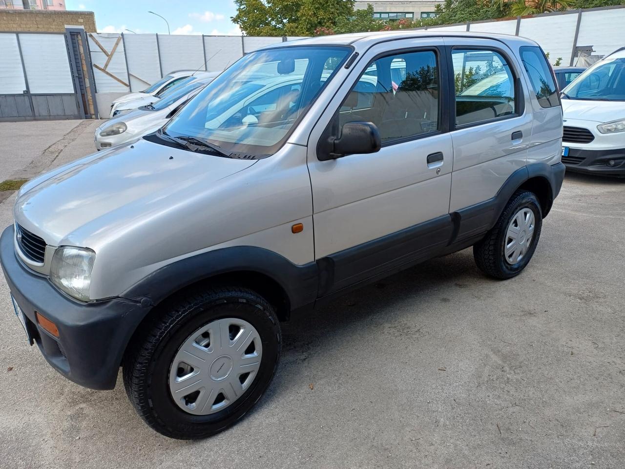 Daihatsu Terios 1.3 4X4 INTEGRALE - 2000
