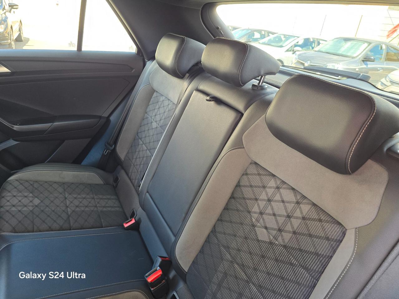 Volkswagen T-Roc 1.0 TSI R-Line