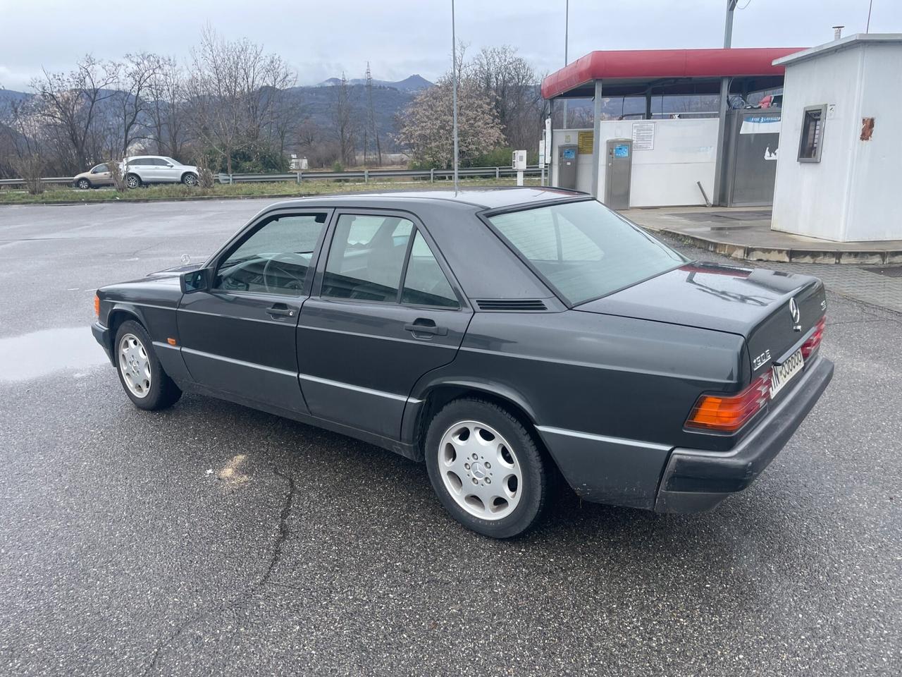 Mercedes-benz 190 1.8 E