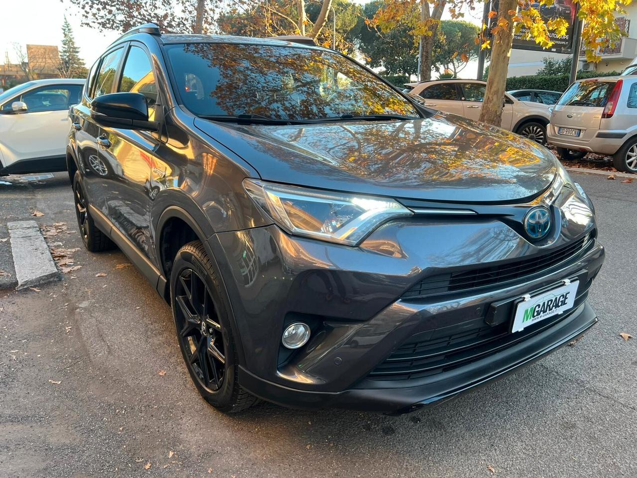 Toyota RAV4 2.5 Hybrid 2WD Dynamic+