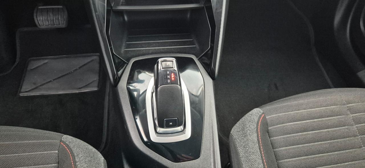 PEUGEOT 2008 1.5HDI 130CV C.Automatico 05/2021