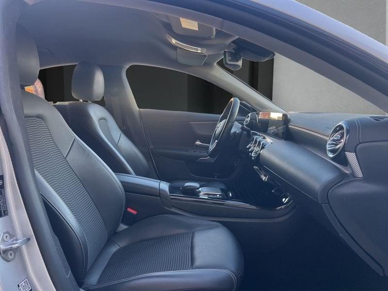 Mercedes-Benz CLA CLA Coupe 200 d Sport