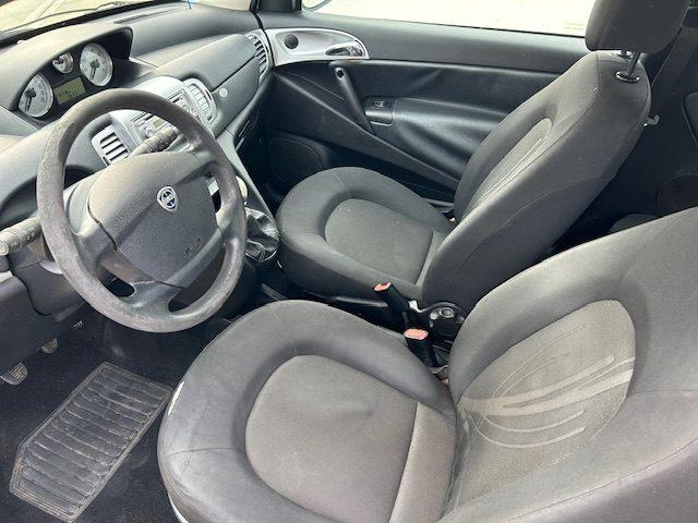 LANCIA Ypsilon 1.2 69 CV Unyca