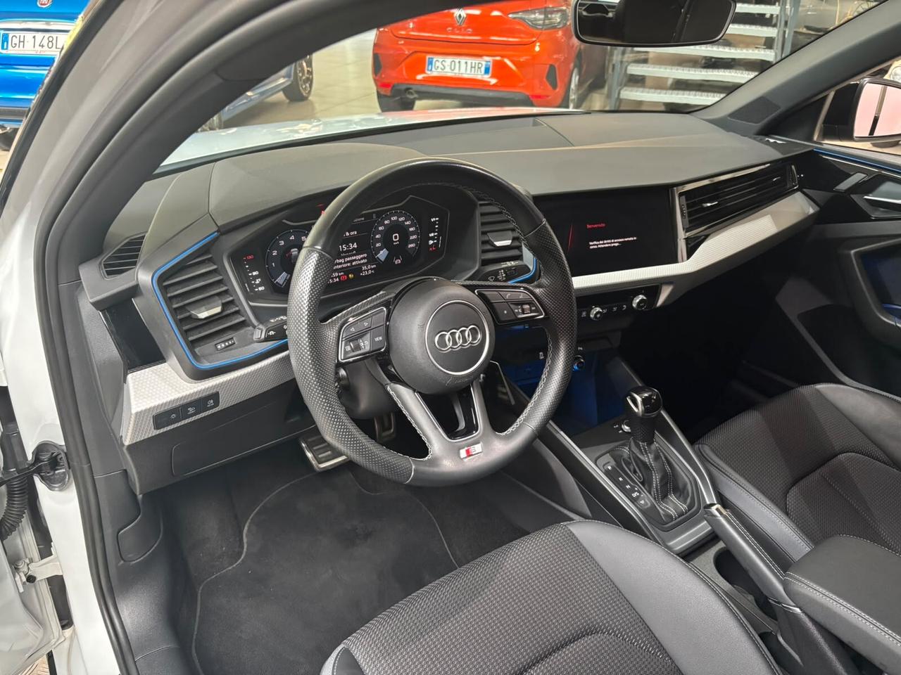 Audi A1 allstreet 35 TFSI S tronic Identity Contrast