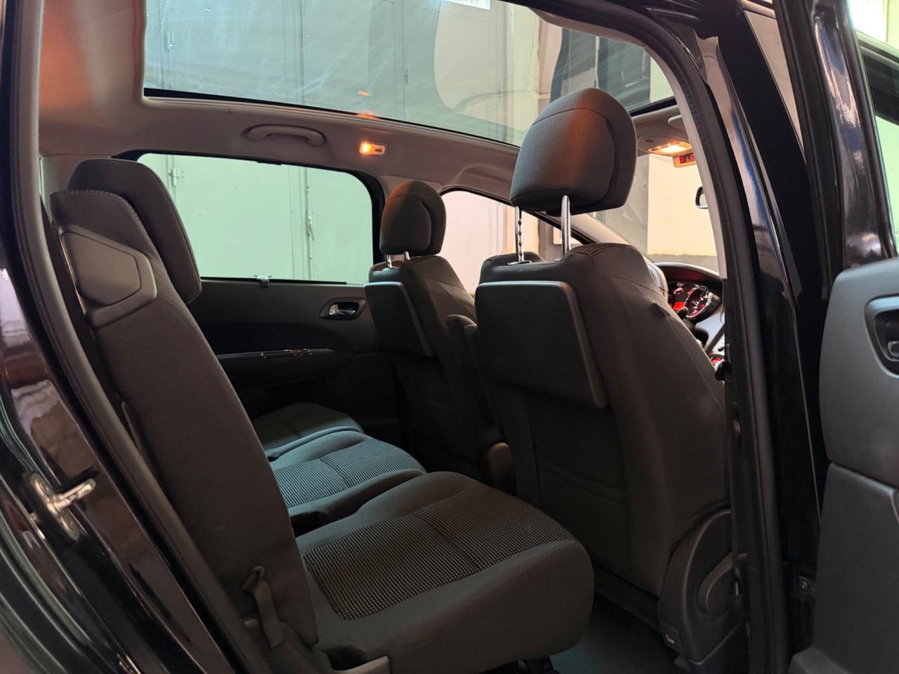 Peugeot 5008 1.6 HDi 7 Posti