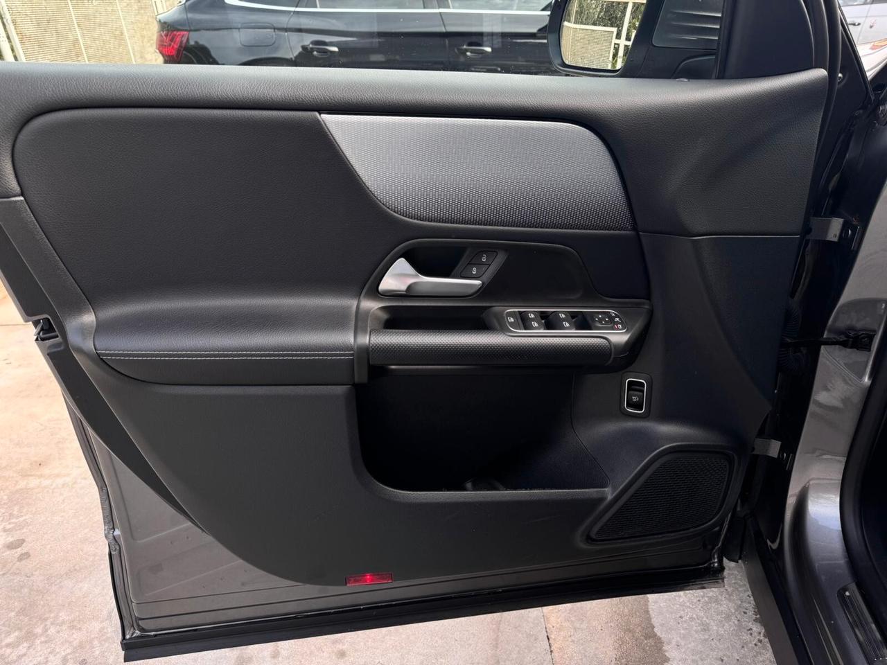 Mercedes-benz GLB 180 d Automatic Sport Plus