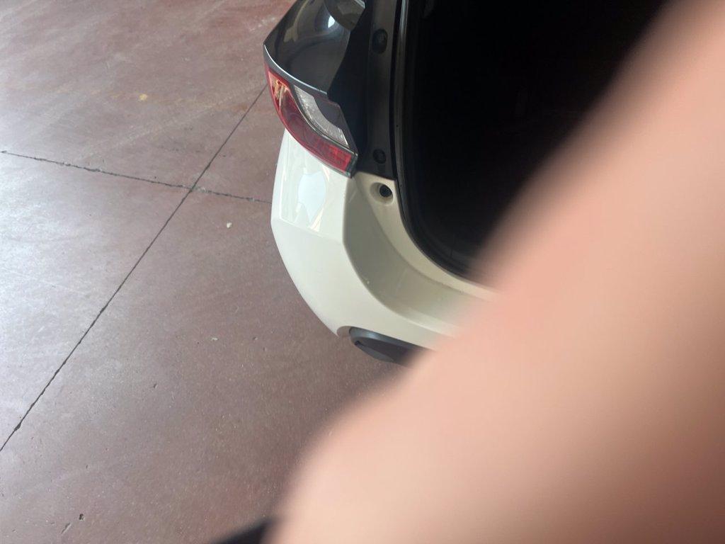 TOYOTA Yaris 1.5h active del 2023