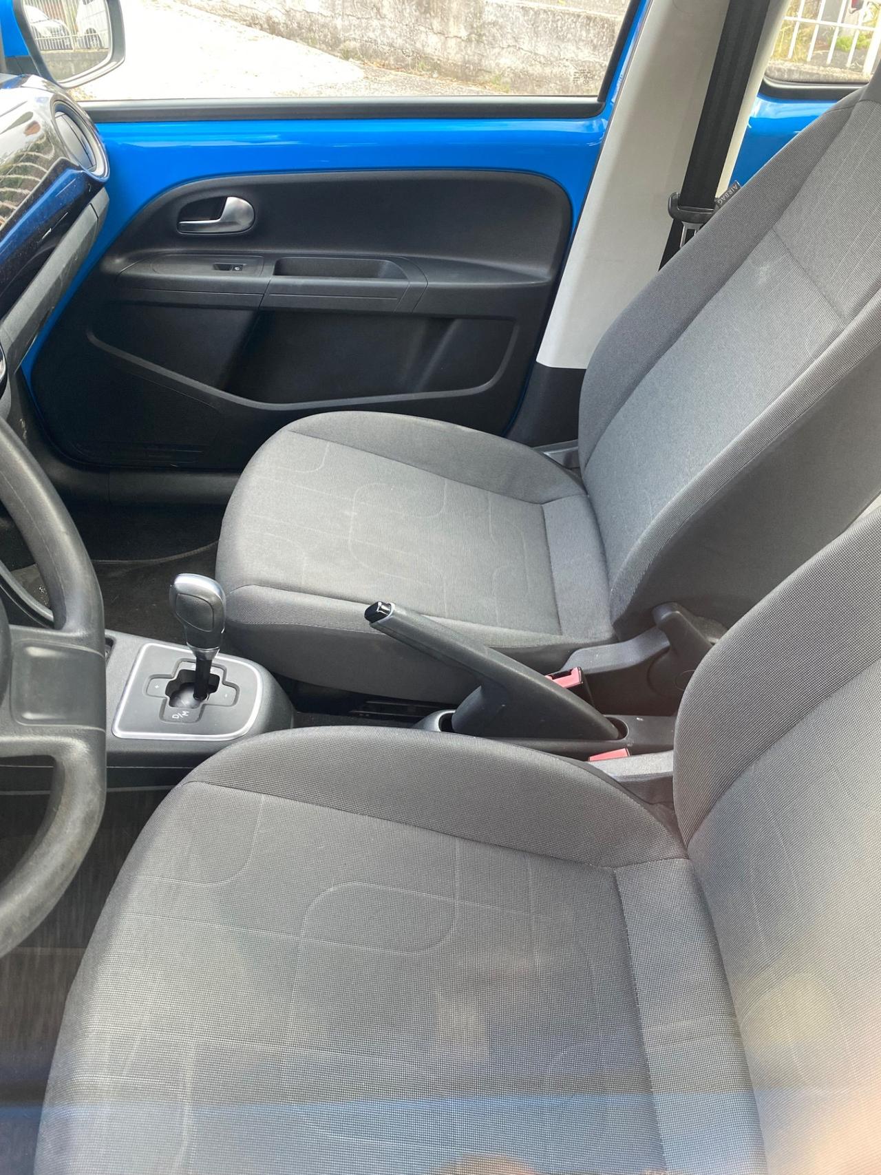 Volkswagen up! Cambio automatico