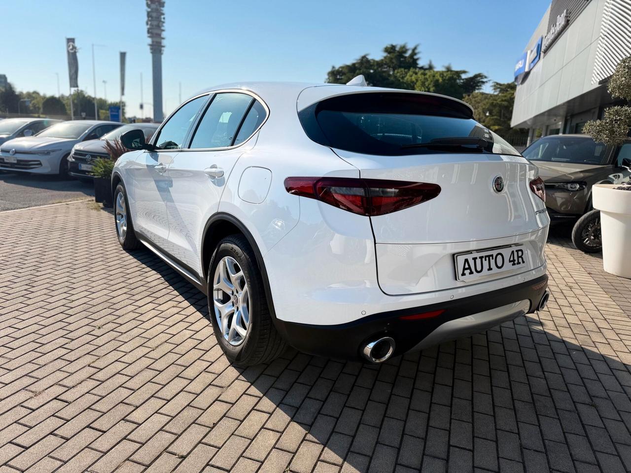 Alfa Romeo Stelvio 2.2 Turbodiesel 150 CV AT8 RWD Business