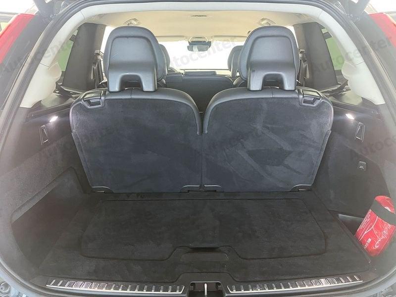 Volvo XC90 XC90 B5 (d) 235CV AWD GEARTRONIC 7 POSTI MOMENTUM PRO
