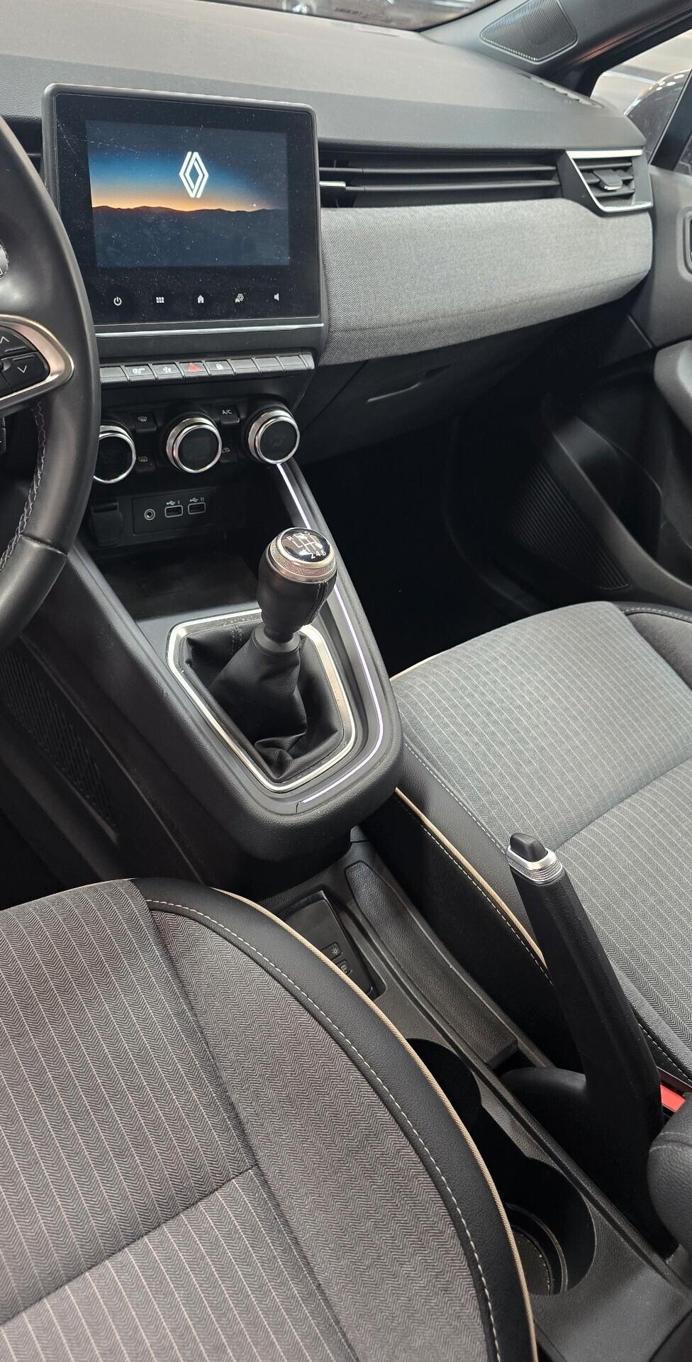 Renault Clio 1.0 TCe 90 CV (66 kW) Techno – Berlina Moderna, Tecnologica e Sostenibile