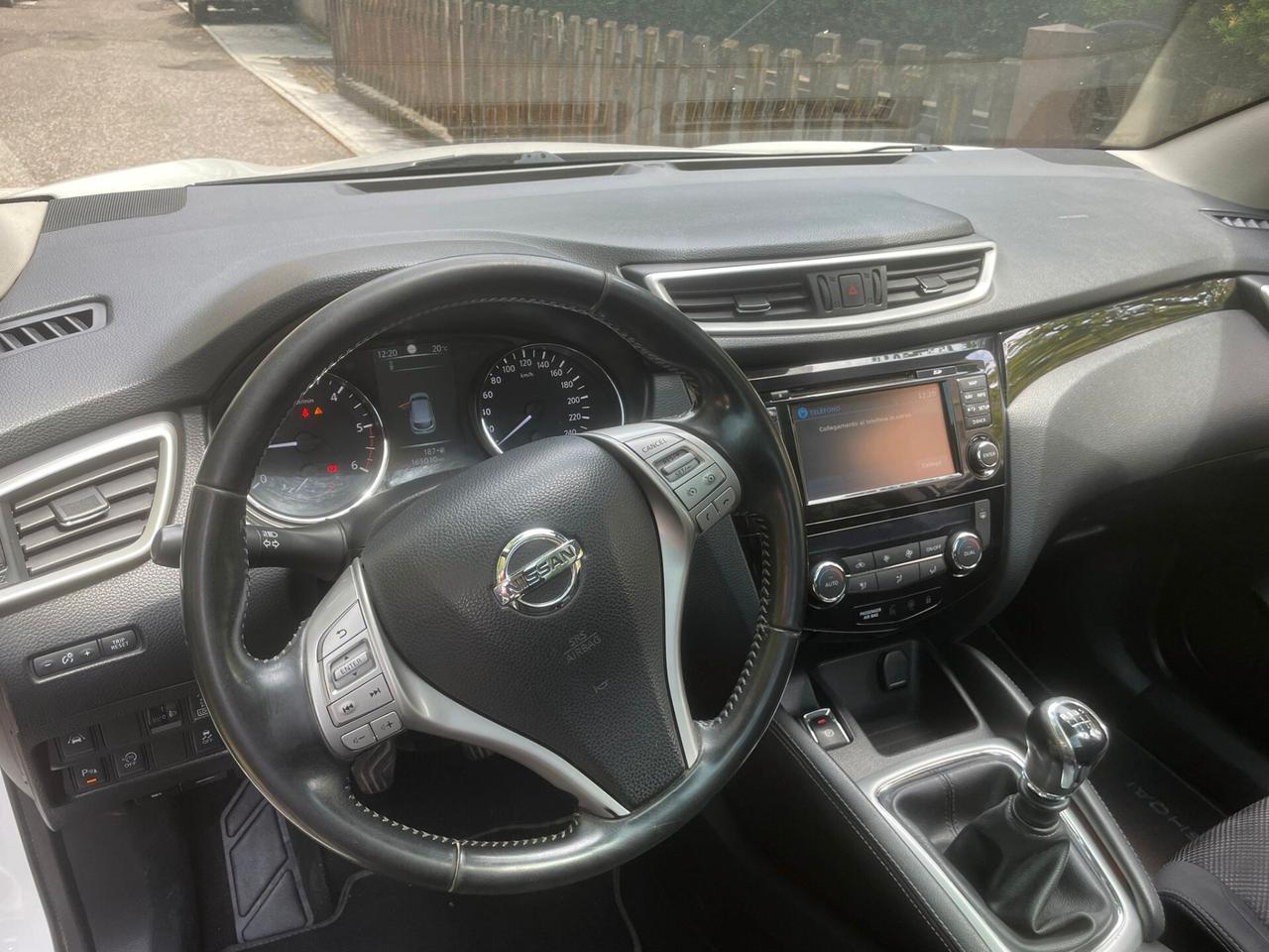 NISSAN QASHQAI 4WD 1.6 DCI TEKNA - GANCIO TRAINO