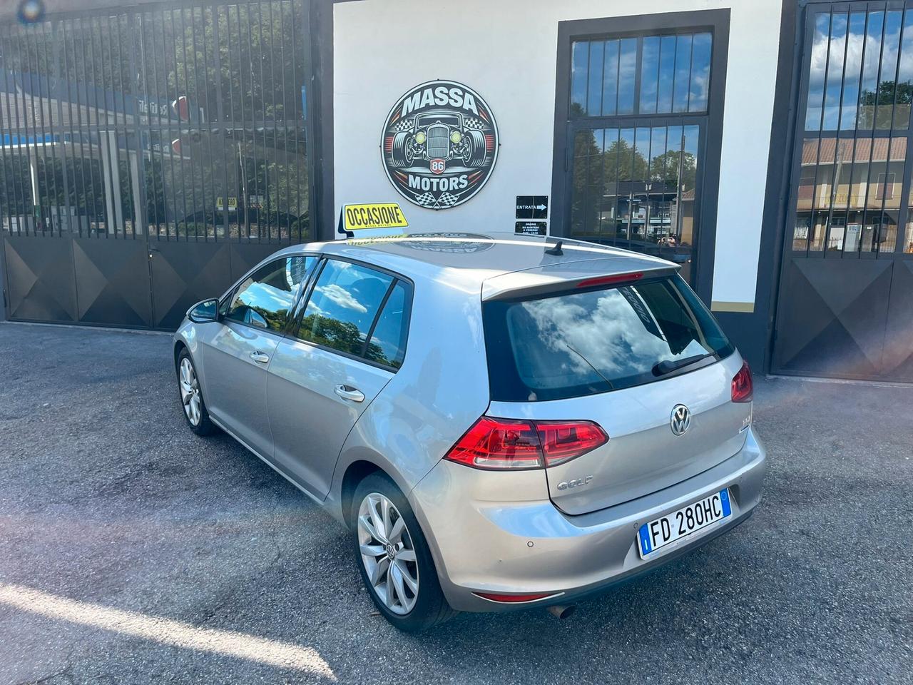 Volkswagen Golf 1.6 TDI 110 CV DSG 5p. HIGHLINE! 24 MESI DI GARANZIA!!