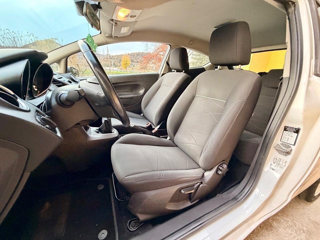 Ford Fiesta 1.2 44kw Titanium OK NEOPATENTATI UNIP