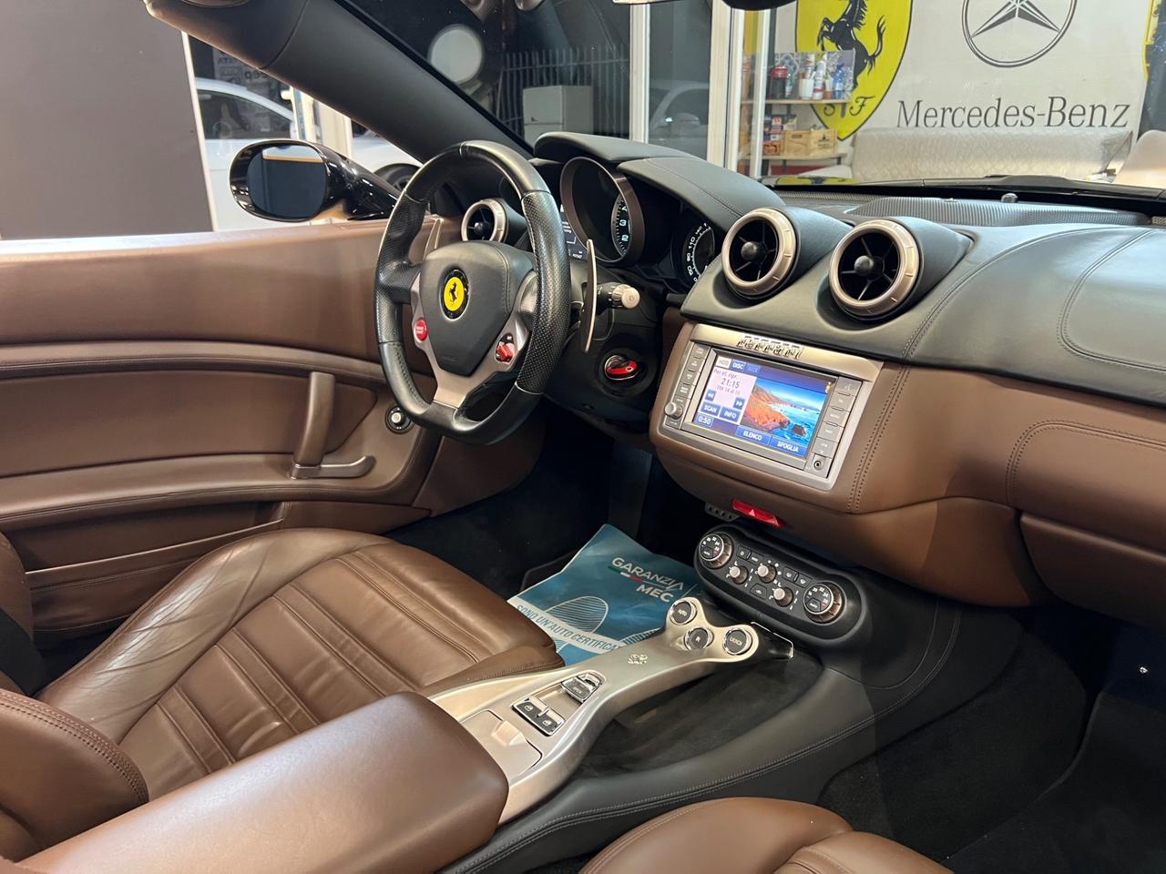 Ferrari California DCT Book service