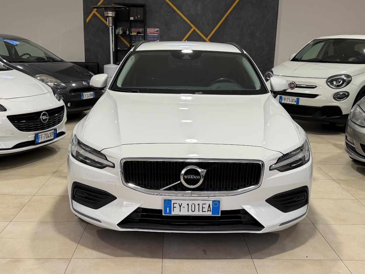 VOLVO - V60 - D3 Geartronic R-design
